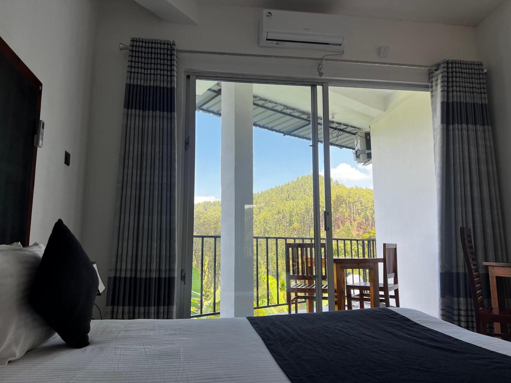Ella Silloam Villa Buitenkant foto
